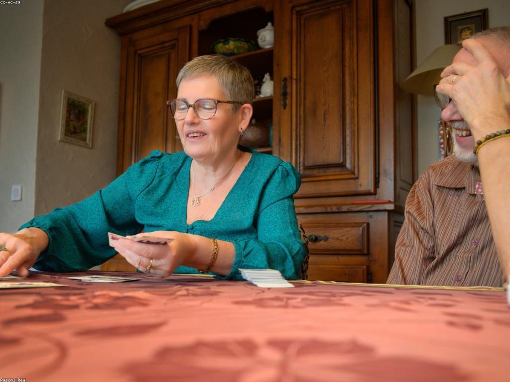 វិធីលេងហ្គេម: ដំណើរការតាមដាននិងយុទ្ធសាស្ត្រពិសេស